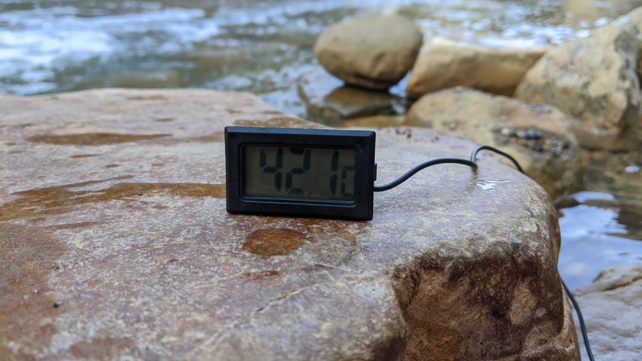 Thermometer mit 42.1C  