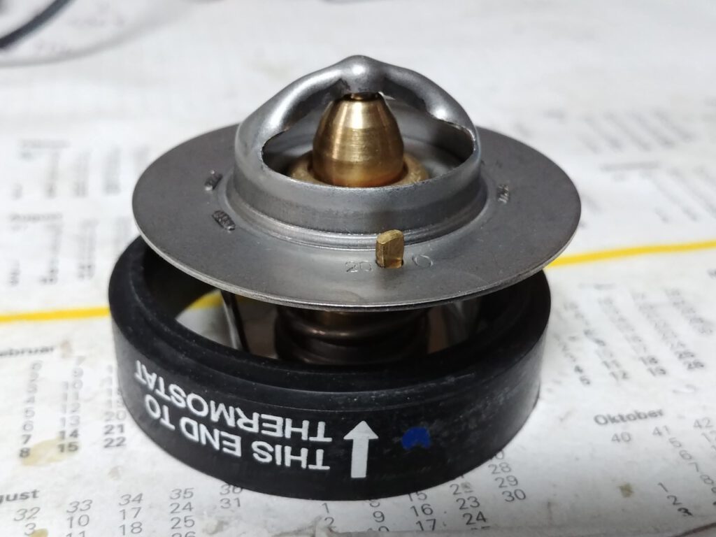 DAF T244 Thermostat erneuert D2DA002TT cummins 3923331