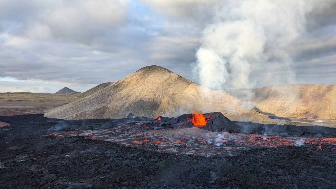 Ausbruch vom Meradalir Vulkan in Island 2022