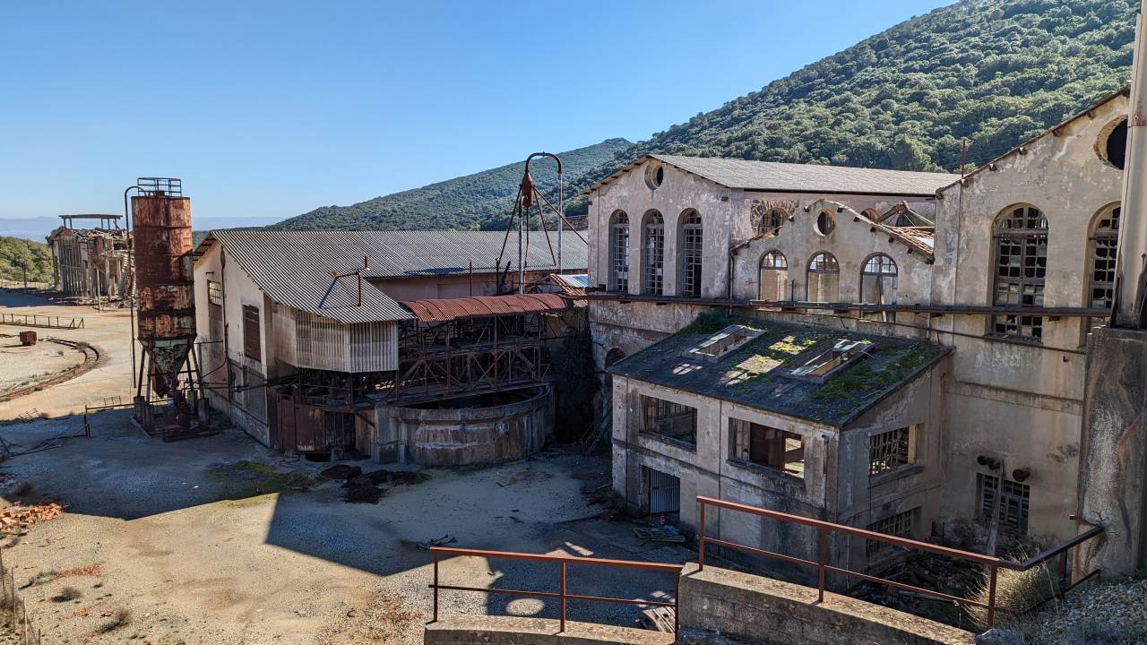 Industrieruinen Monteveccio Mine Sardinien