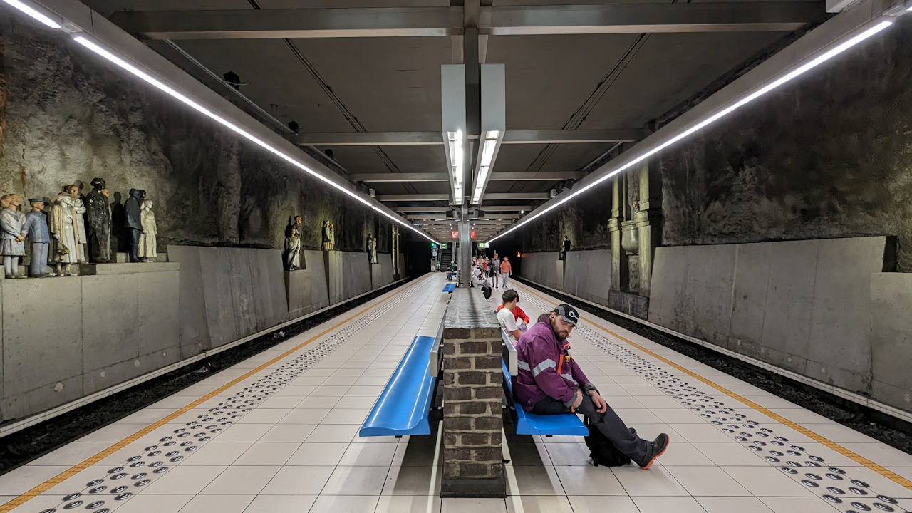 Metro Station Stuyvenbergh, Brüssel. 