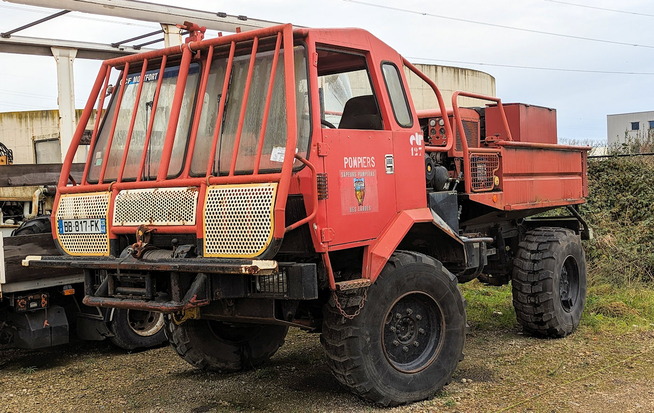 Roter Brimont 4x4 Allrad LKW Feuerwehr