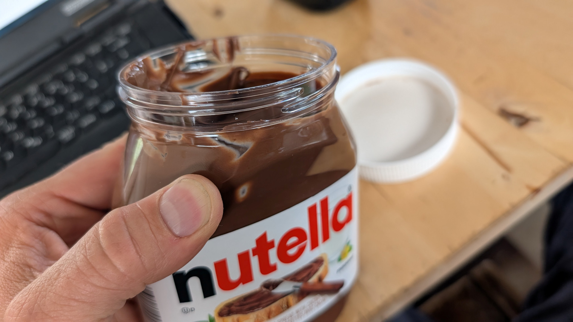 Nutella im Plastikglas, Kanada