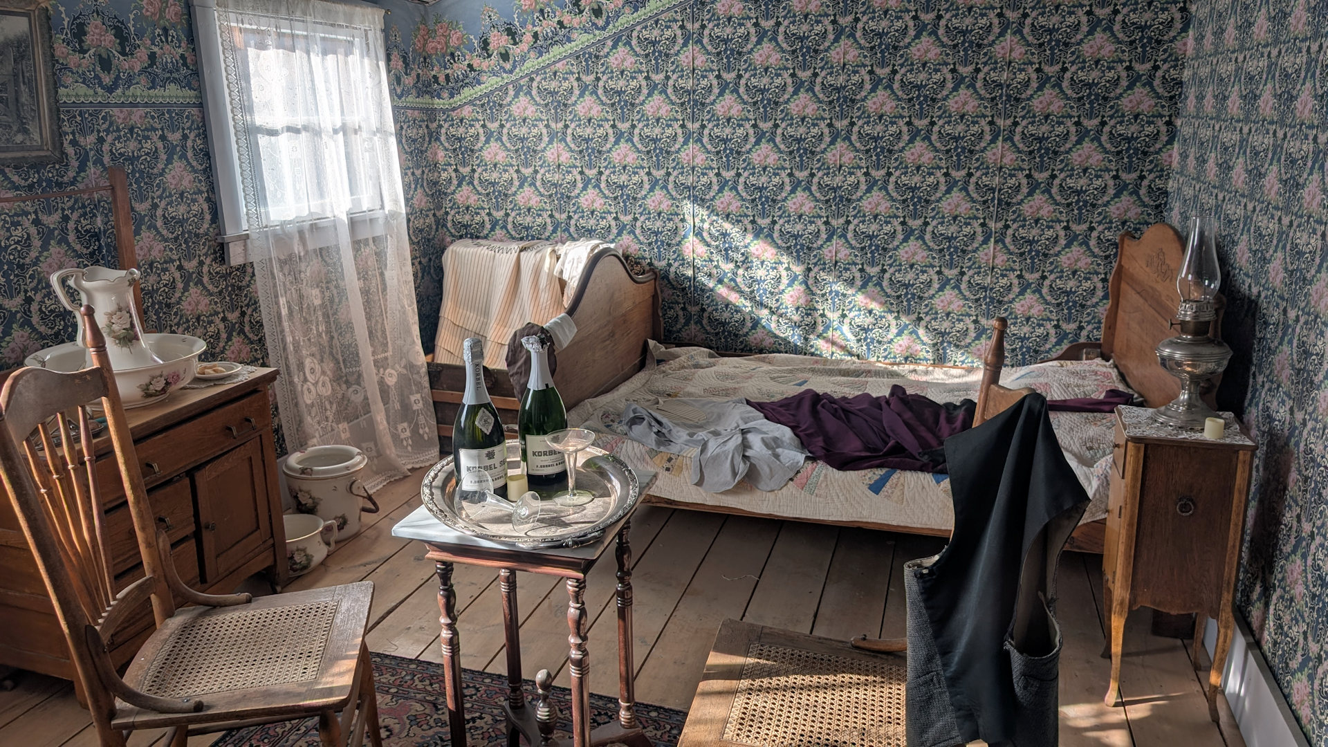 Historisches Hotelzimmer im Museum von South Pass City 