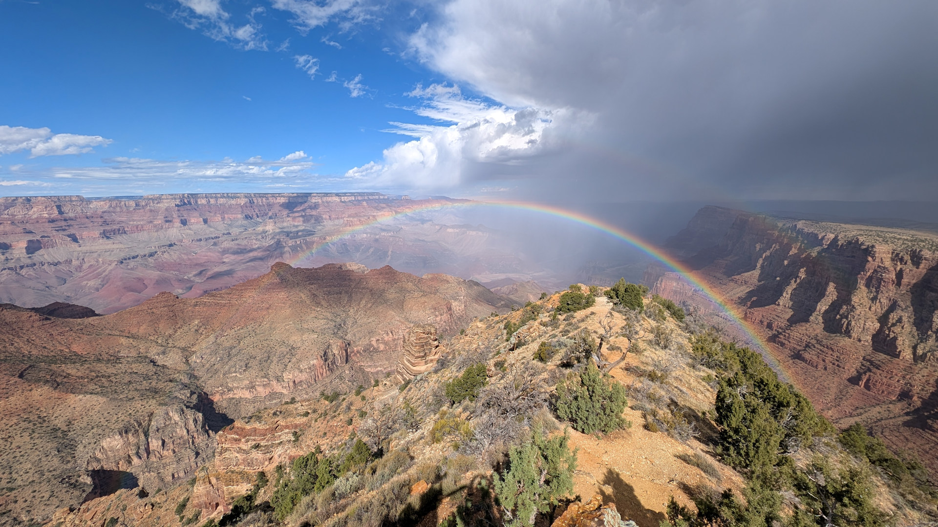 Grand Canyon Panorama mit Regenbogen