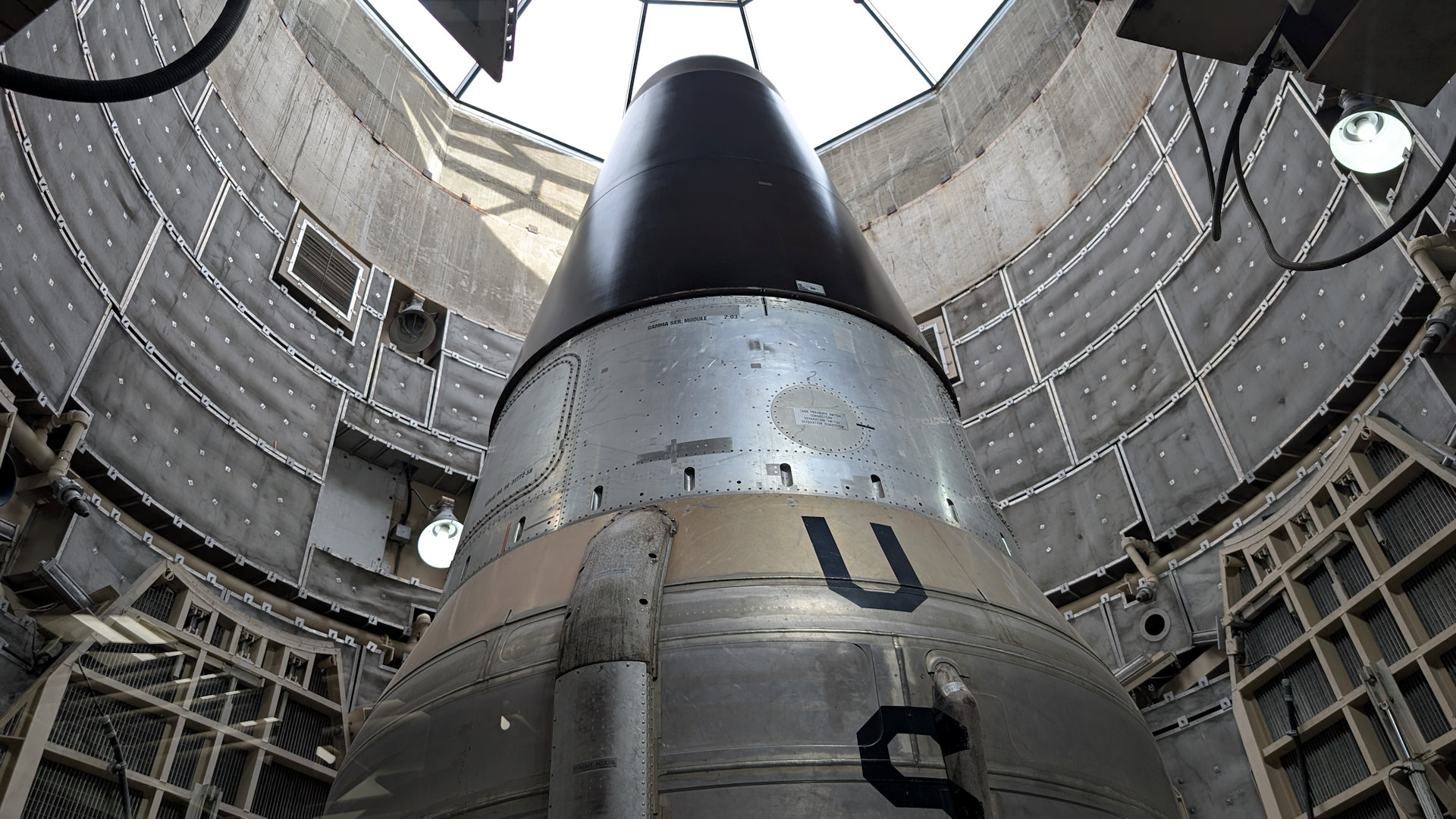 Spitze einer Atomrakete im Titan II Missile Museum  