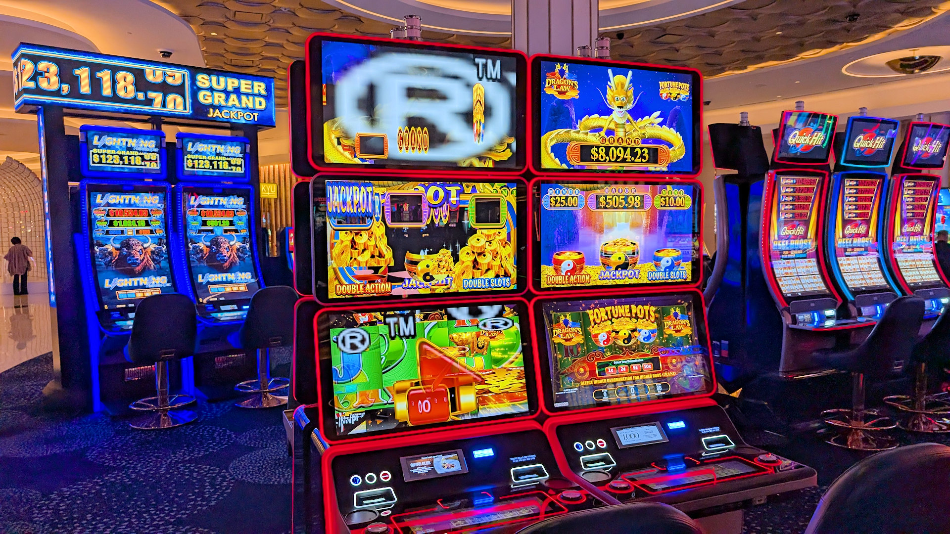 Defekter Spielautomat in Las Vegas der wirre Grafiken anzeigt