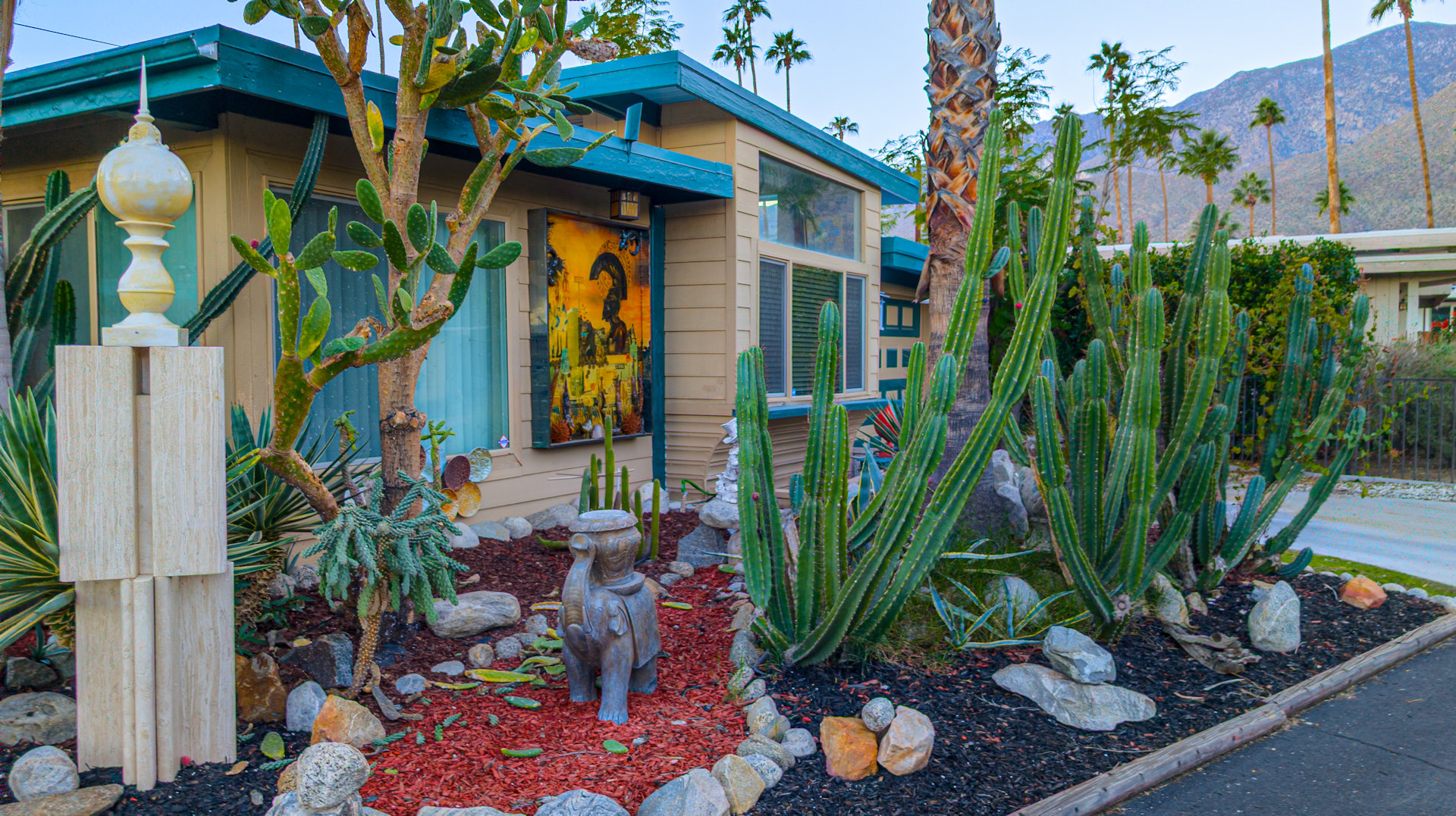 Wohnmobil als stationäres Haus im Sahara Mobile Home Park Palm Springs