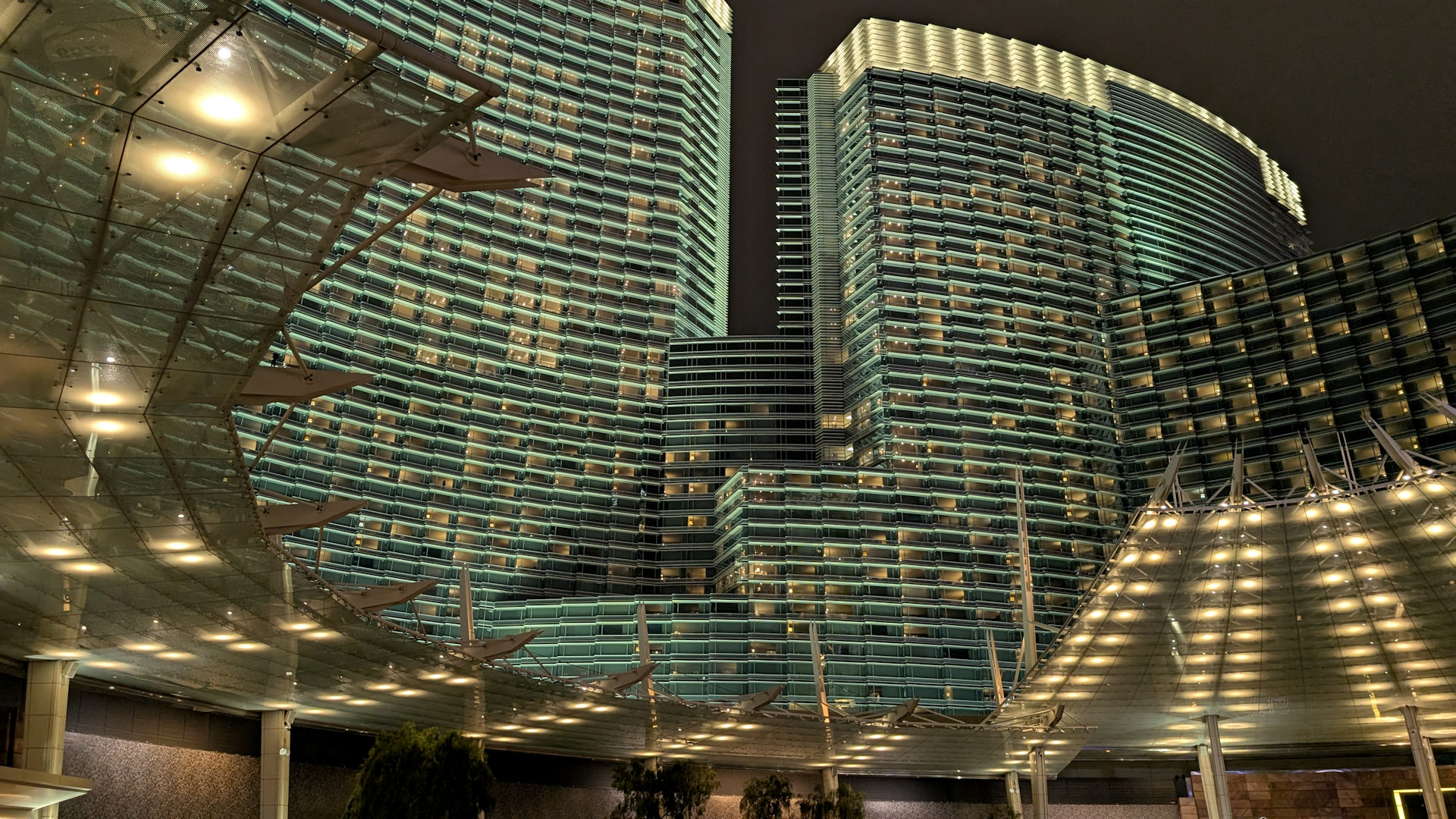 Aria Hotel Nachtbild 