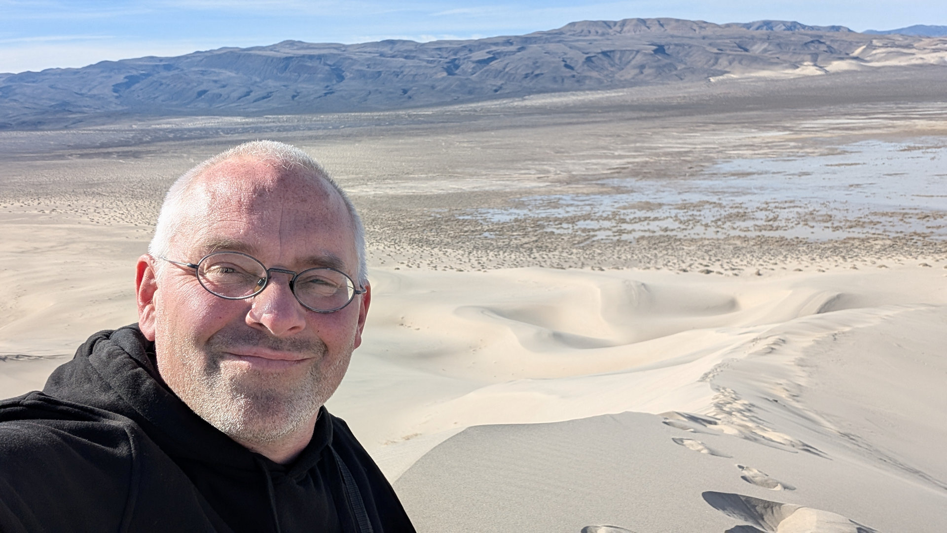 Selbstportrait in den Eureka Dunes im Death Valley Nationalpark