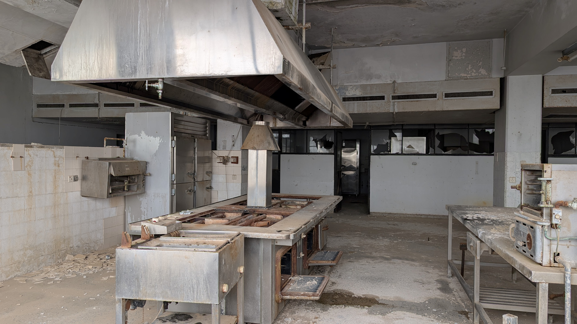 Ehemalige Restaurant Küche im Flughafen Nikosia Zypern 