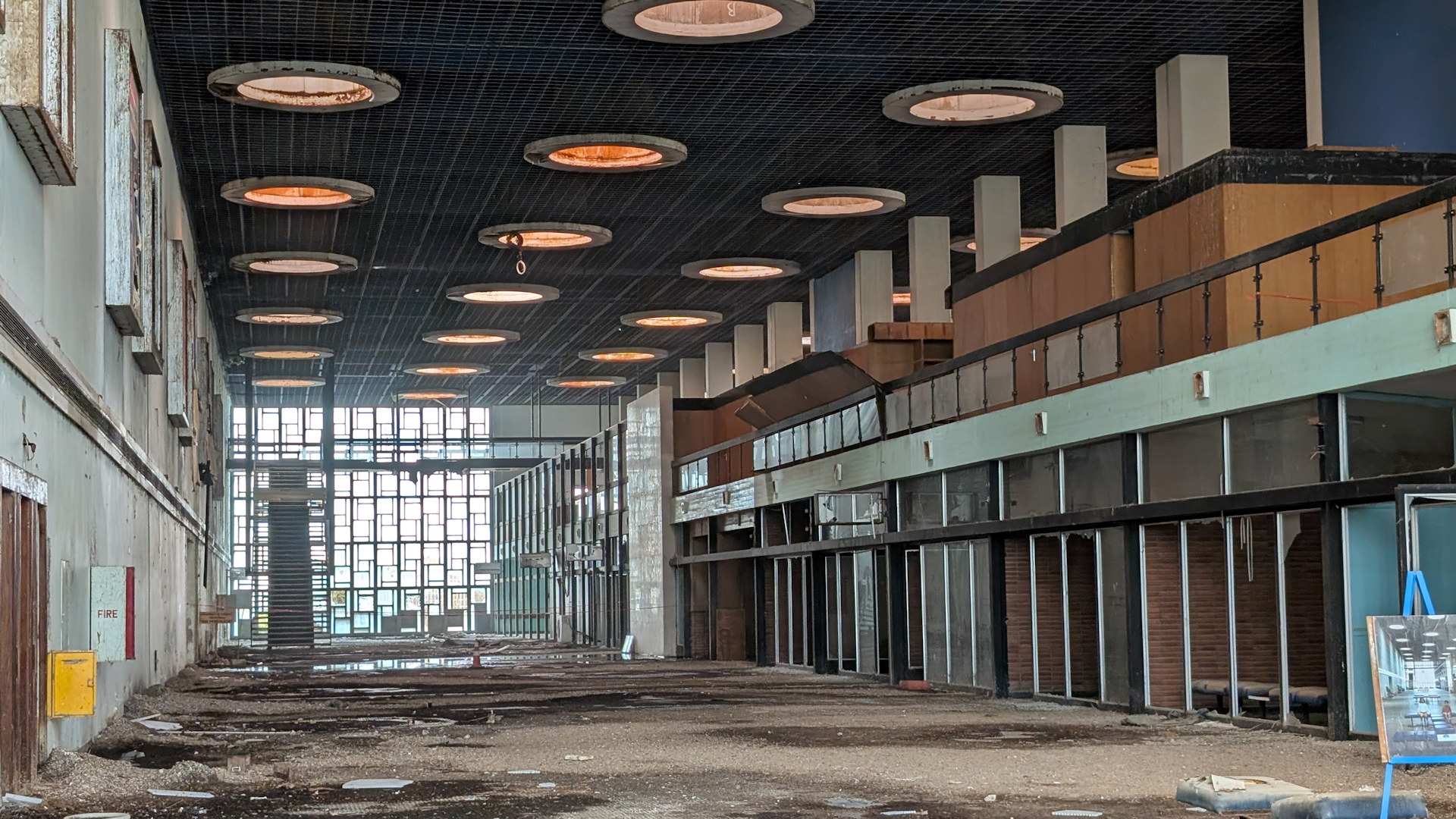 Innenansicht der Abflughalle Flughafen Nikosia 