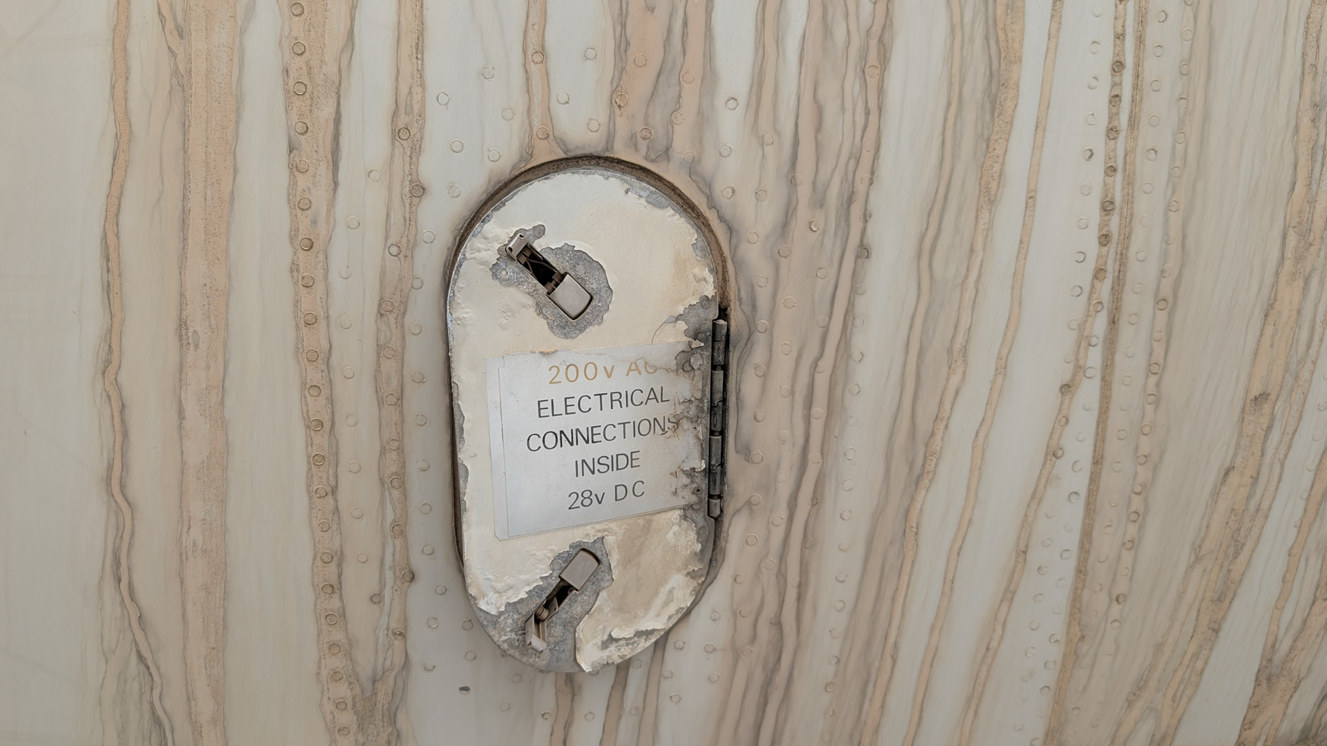 Ein elektrischer Anschluss vom Trident Flugzeugwrack in Nikosia 