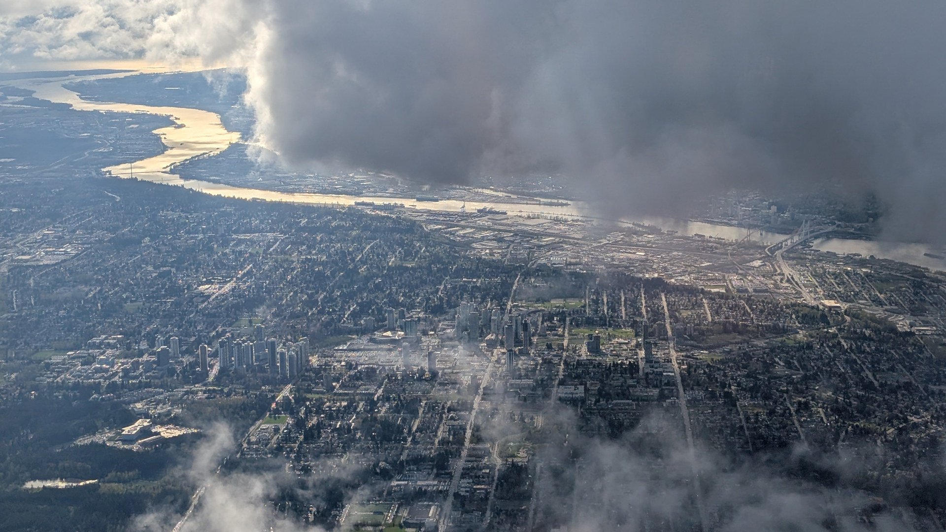 Blick auf Vancouver und den Frazer River vom Flugzeug aus 