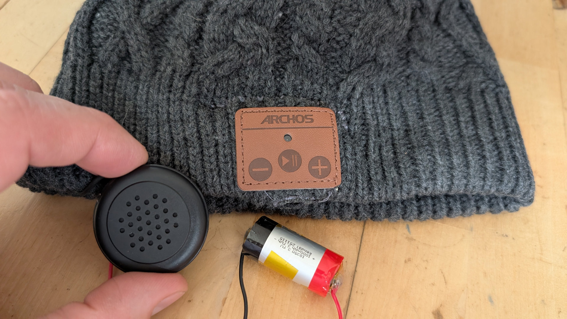 Reparierter Archos Music Beany mit externer 1830 Lithium Zelle