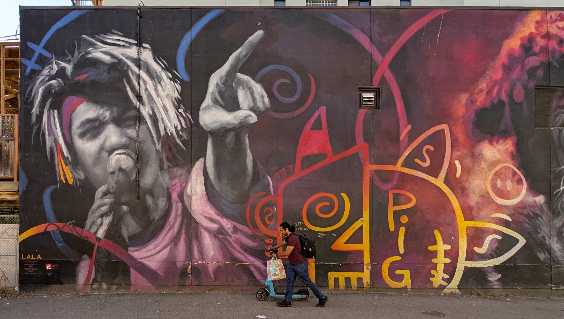 Graffiti welches in Edmonton Ken Chinn der kanadischen Band SNFU zeigt. 